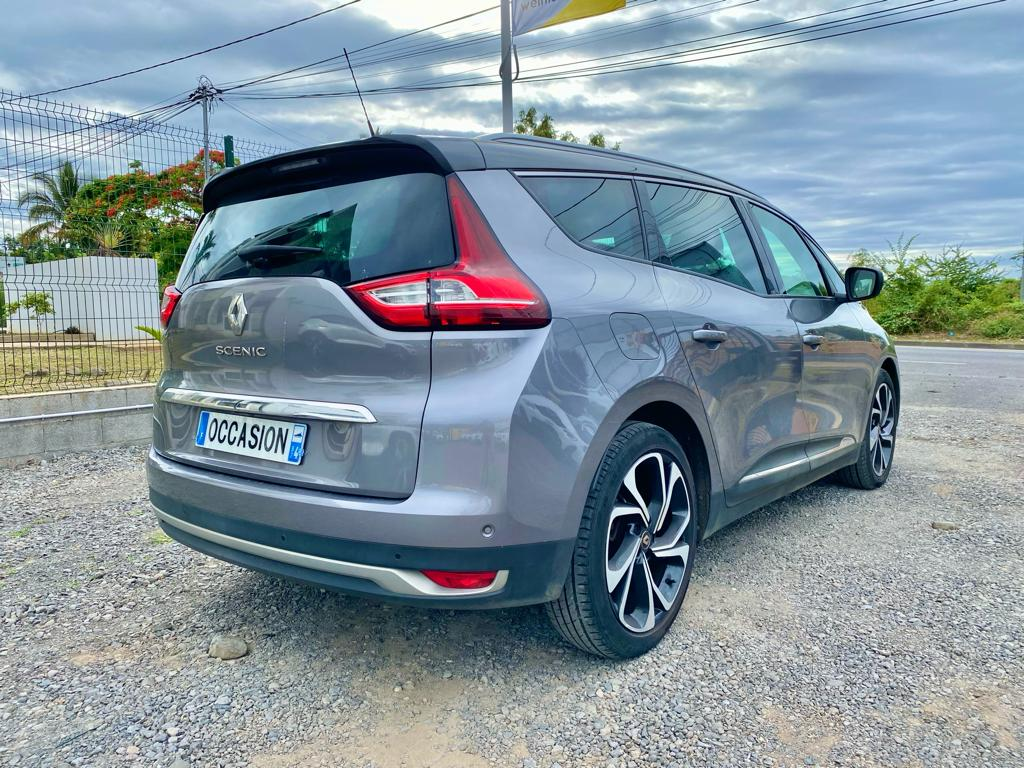 RENAULT GRAND SCENIC IV 1.7 dCi 150 CV BVA 7 places - photo 2