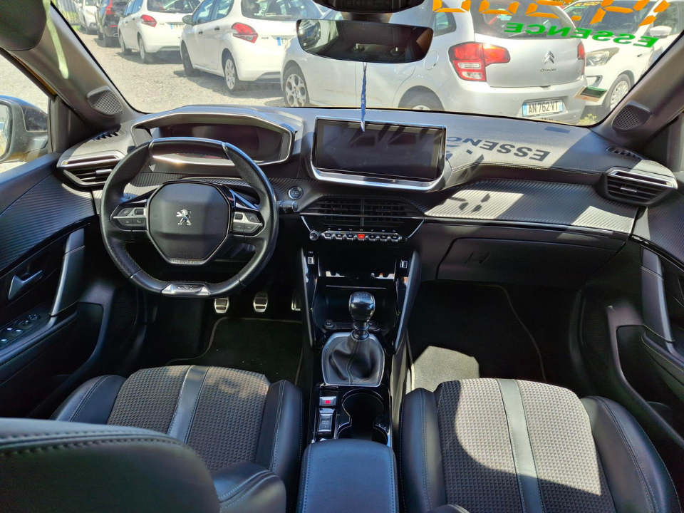 208 ESSENCE GT LINE 1,2L 100CH - photo 3