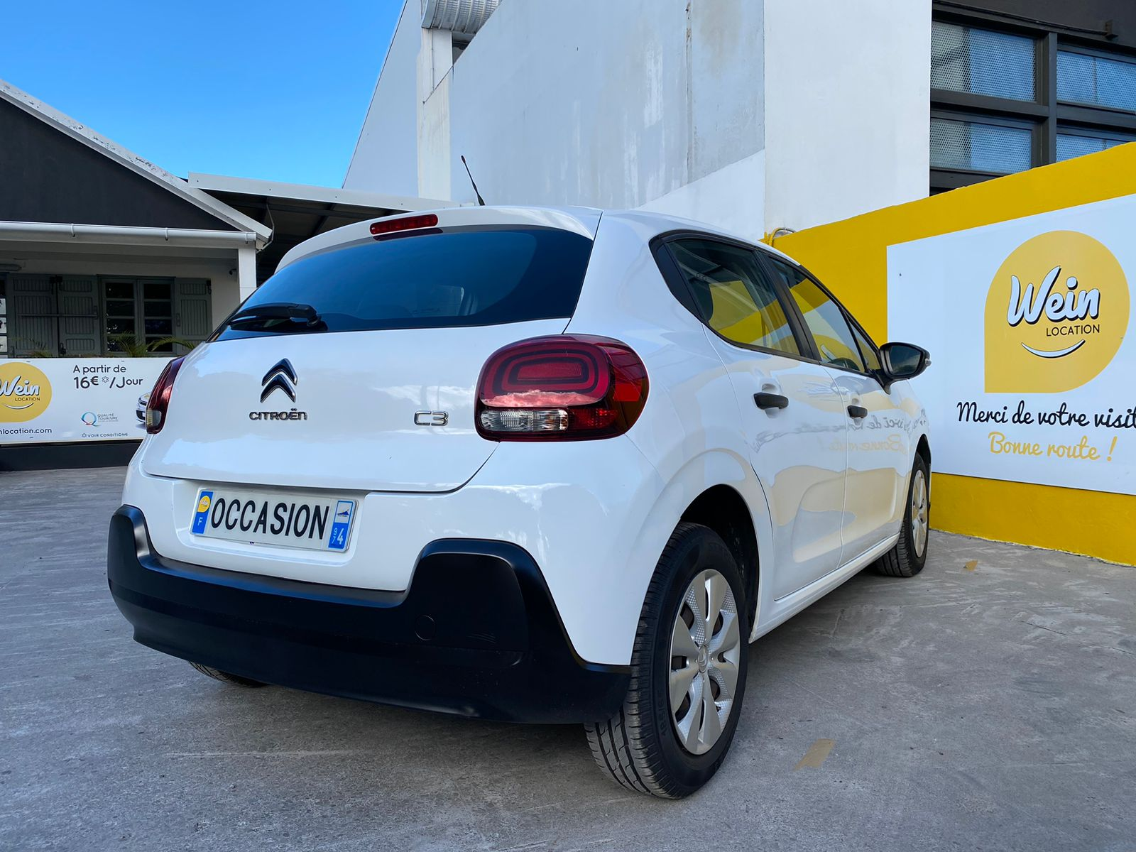 Citroën C3 III 1.6 BlueHDi S&S 75 CH - photo 2