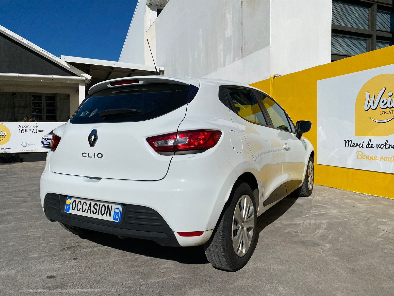 RENAULT Clio IV 5 Portes Energy S&S 90 CH - photo 2