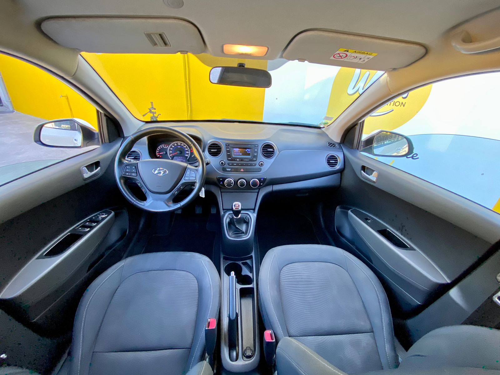 HYUNDAI i10 II 1.0 i 12V 67 CH - photo 3